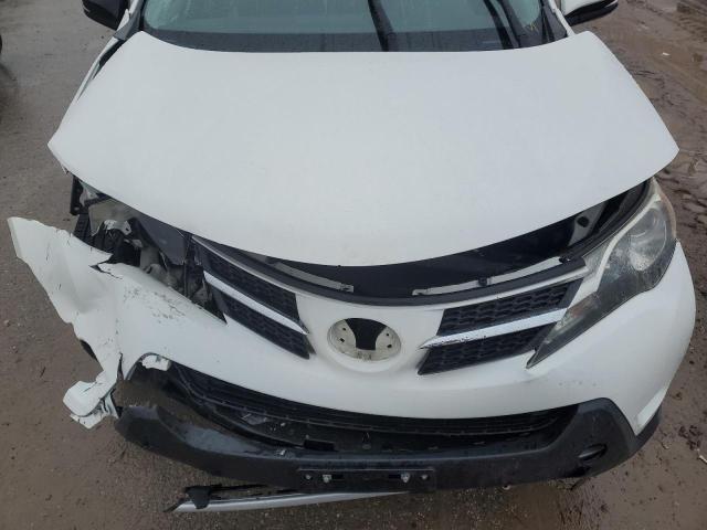 Photo 12 from auction – 2015 TOYOTA RAV4 XLE with VIN JTMRFREV3FD164357