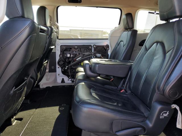 Photo 11 from auction – 2017 CHRYSLER PACIFICA T with VIN 2C4RC1EG6HR708586