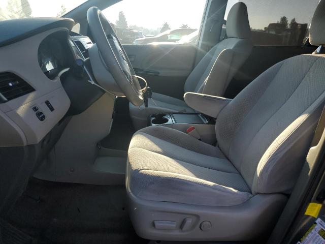Photo 7 from auction – 2012 TOYOTA SIENNA LE with VIN 5TDKK3DC4CS262680