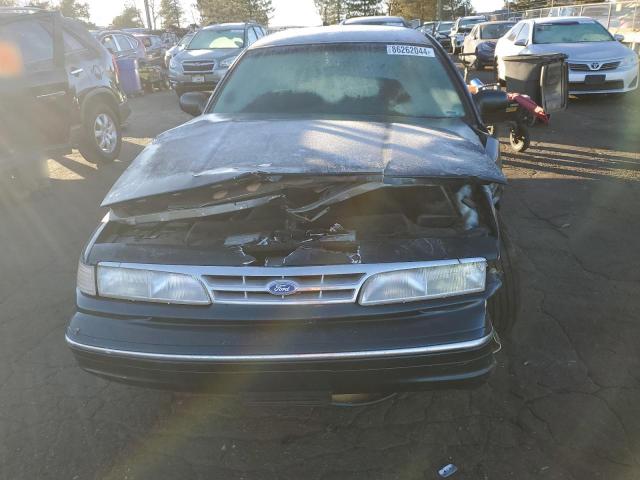 Photo 5 from auction – 1997 FORD CROWN VICT with VIN 2FALP74W2VX169970