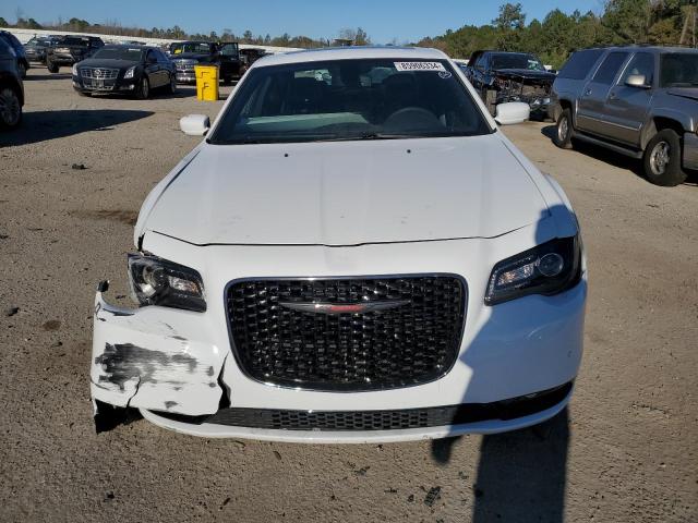 Photo 5 from auction – 2022 CHRYSLER 300 S with VIN 2C3CCABG1NH249130