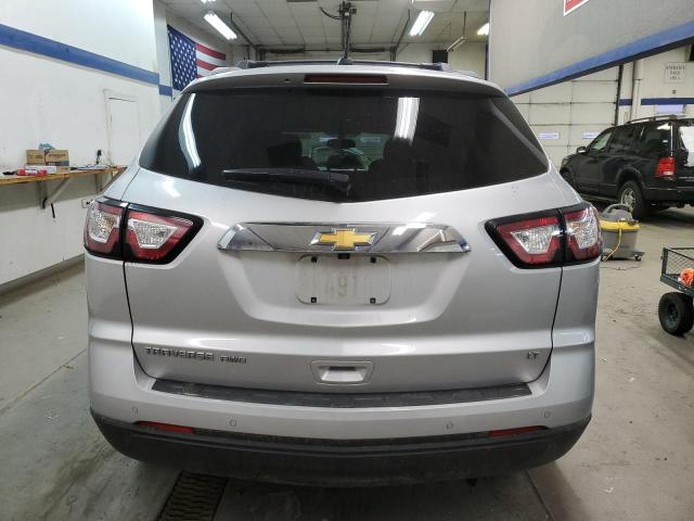 Photo 6 from auction – 2017 CHEVROLET TRAVERSE L with VIN 1GNKVGKD0HJ171587