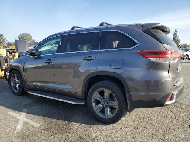 Снимка 2 от търг – 2017 TOYOTA HIGHLANDER с VIN 5TDDZRFH6HS409346