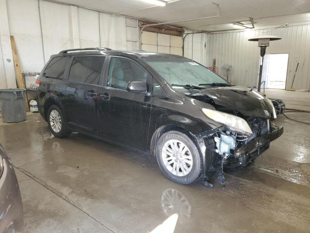 Photo 4 from auction – 2012 TOYOTA SIENNA XLE with VIN 5TDYK3DC4CS233657