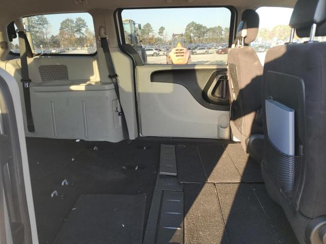 Photo 11 from auction – 2011 DODGE GRAND CARA with VIN 2D4RN4DG0BR657979