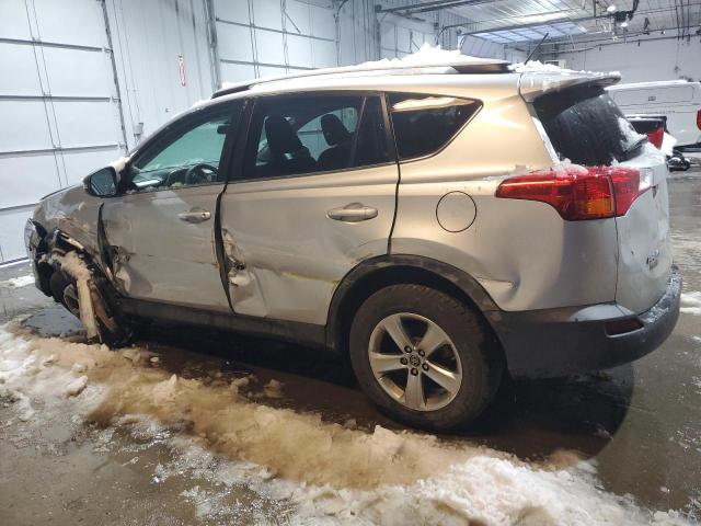Photo 2 from auction – 2015 TOYOTA RAV4 XLE with VIN 2T3RFREV6FW332818
