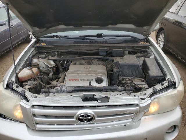 Photo 12 from auction – 2004 TOYOTA HIGHLANDER with VIN JTEEP21A040030797