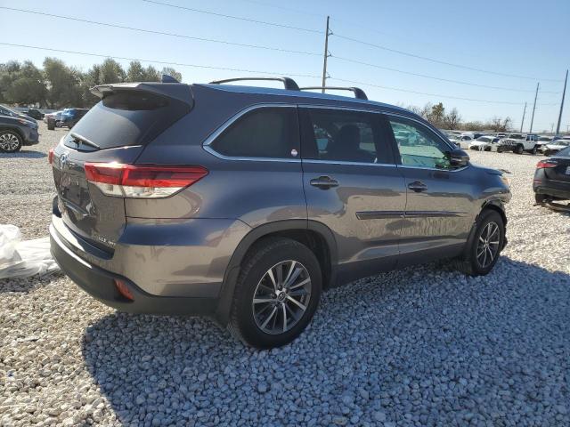 Photo 3 from auction – 2019 TOYOTA HIGHLANDER with VIN 5TDJZRFH4KS733390