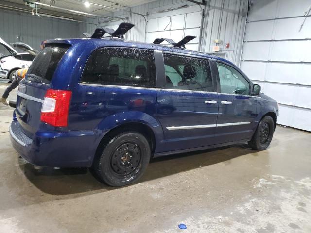 Photo 3 from auction – 2016 CHRYSLER TOWN & COU with VIN 2C4RC1BG6GR283079
