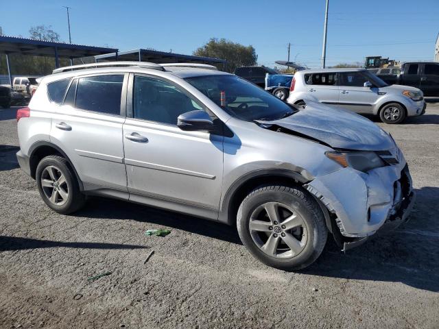 Photo 4 from auction – 2015 TOYOTA RAV4 XLE with VIN 2T3RFREV6FW233786