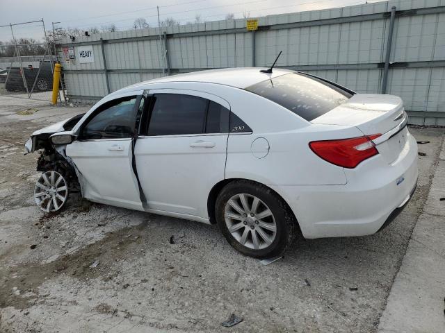 Photo 2 from auction – 2013 CHRYSLER 200 TOURIN with VIN 1C3CCBBB4DN728657