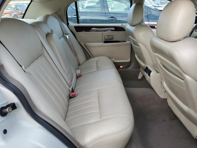 Photo 10 from auction – 2004 LINCOLN TOWN CAR E with VIN 1LNHM81W54Y640202