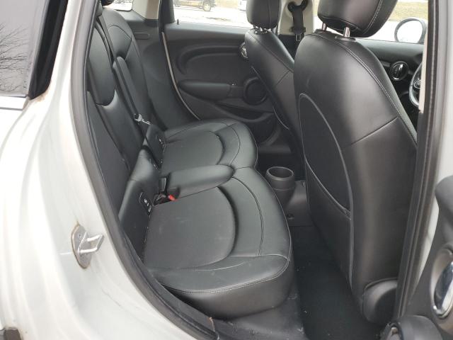 Photo 11 from auction – 2016 MINI COOPER with VIN WMWXU1C54G2D11817