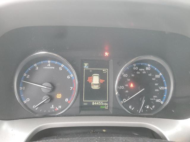 Photo 9 from auction – 2018 TOYOTA RAV4 LIMIT with VIN 2T3DFREV3JW795177