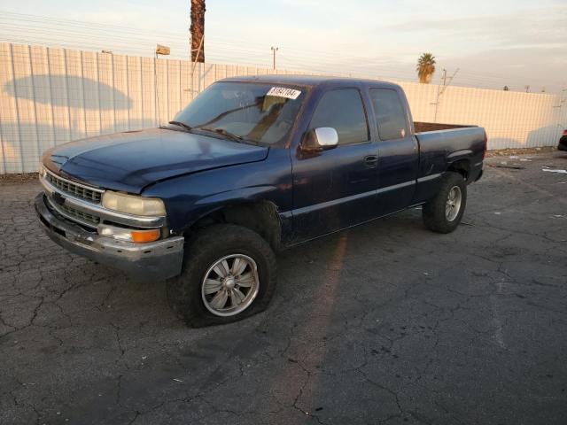 CHEVROLET SILVERADO 2002 with VIN 2GCEC19T821104372 - Photo from auction