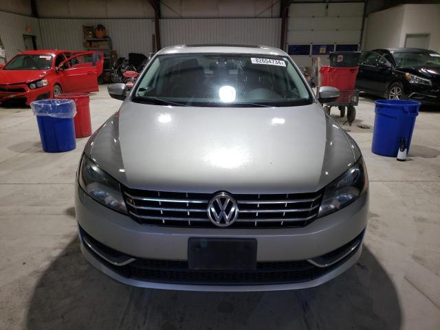 Photo 5 from auction – 2013 VOLKSWAGEN PASSAT SEL with VIN 1VWCP7A3XDC020770