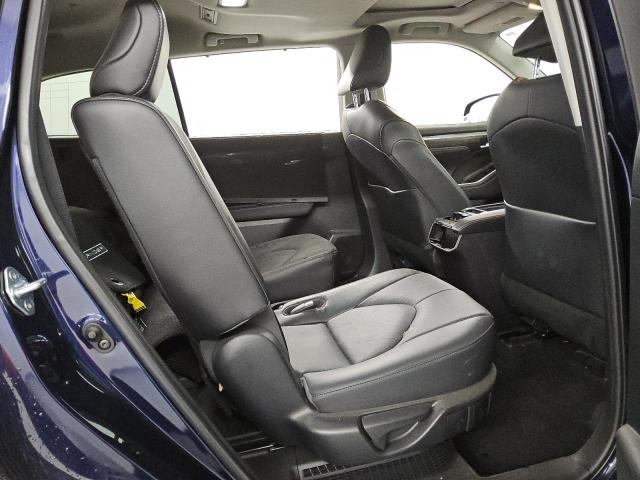 Photo 11 from auction – 2023 TOYOTA HIGHLANDER with VIN 5TDYARAH5PS523207
