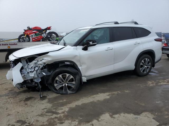 TOYOTA HIGHLANDER 2024 with VIN 5TDKBRCH3RS640481 - Photo from auction