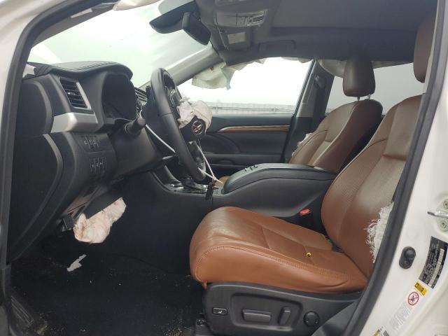 Photo 7 from auction – 2017 TOYOTA HIGHLANDER with VIN 5TDDZRFH6HS456280