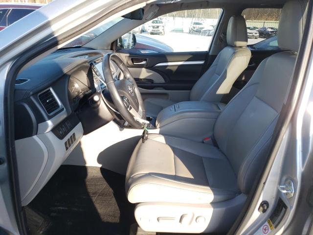 Photo 7 from auction – 2018 TOYOTA HIGHLANDER with VIN 5TDJZRFH8JS542179