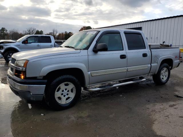CHEVROLET SILVERADO 2005 with VIN 2GCEK13T751382812 - Photo from auction
