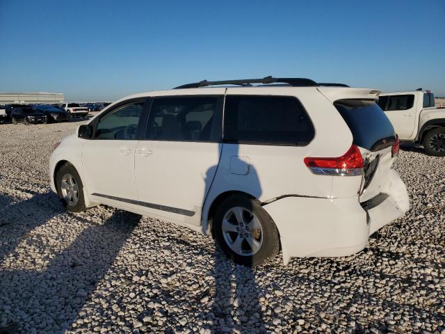 Photo 2 from auction – 2013 TOYOTA SIENNA LE with VIN 5TDKK3DC1DS331052