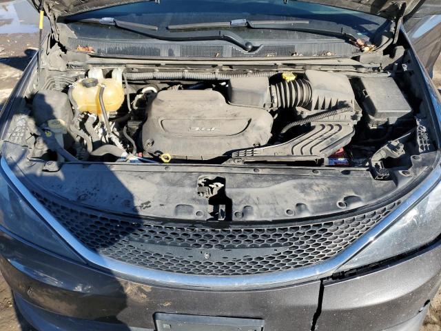 Photo 12 from auction – 2017 CHRYSLER PACIFICA T with VIN 2C4RC1DG2HR502179