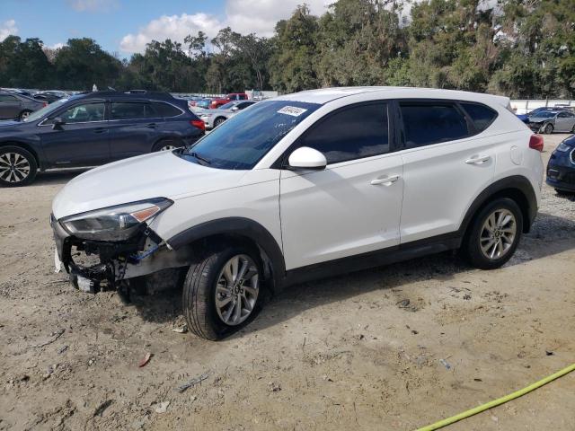 HYUNDAI TUCSON SE 2016 with VIN KM8J23A42GU110919 - Photo from auction