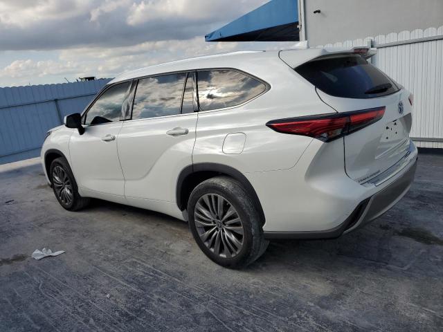 Photo 2 from auction – 2021 TOYOTA HIGHLANDER with VIN 5TDFZRAH2MS071051