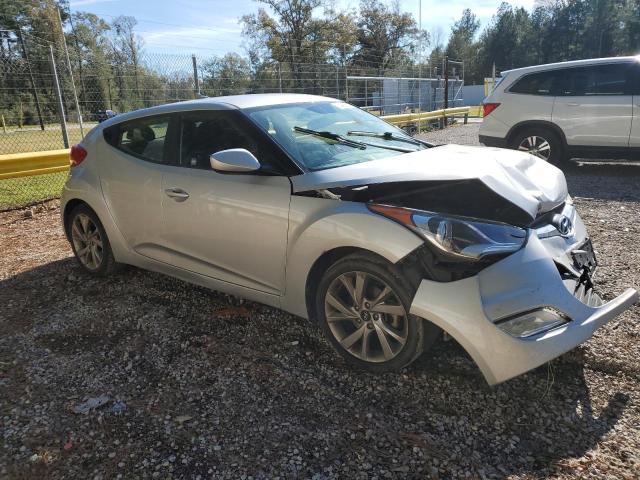 Photo 4 from auction – 2017 HYUNDAI VELOSTER with VIN KMHTC6AD2HU309333