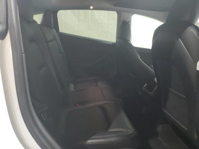 Photo 10 from auction – 2021 TESLA MODEL Y with VIN 5YJYGAEE2MF180176