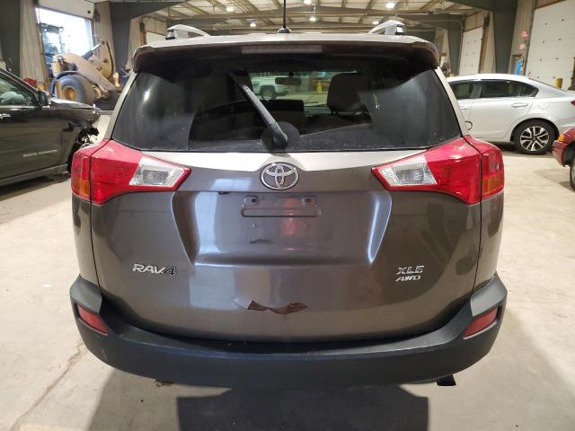 Photo 6 from auction – 2015 TOYOTA RAV4 XLE with VIN JTMRFREV9FD111467