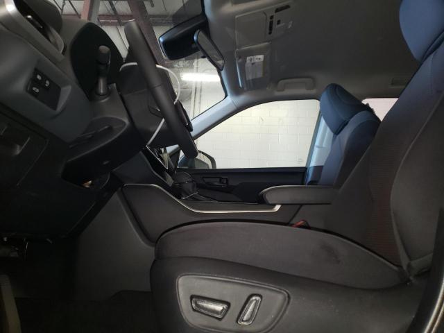 Photo 7 from auction – 2024 TOYOTA HIGHLANDER with VIN 5TDKDRBH7RS565277