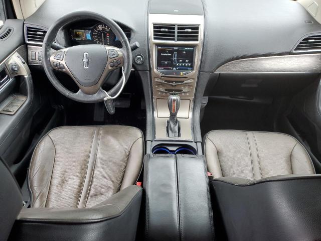 Photo 8 from auction – 2011 LINCOLN MKX with VIN 2LMDJ8JK3BBJ01449