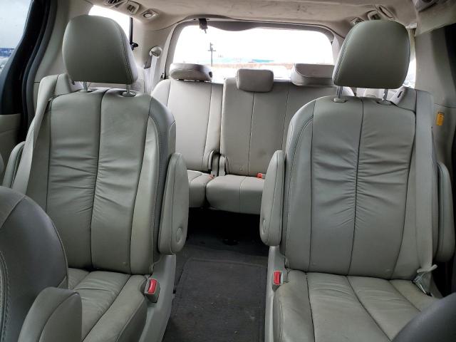 Photo 10 from auction – 2011 TOYOTA SIENNA XLE with VIN 5TDYK3DCXBS028696