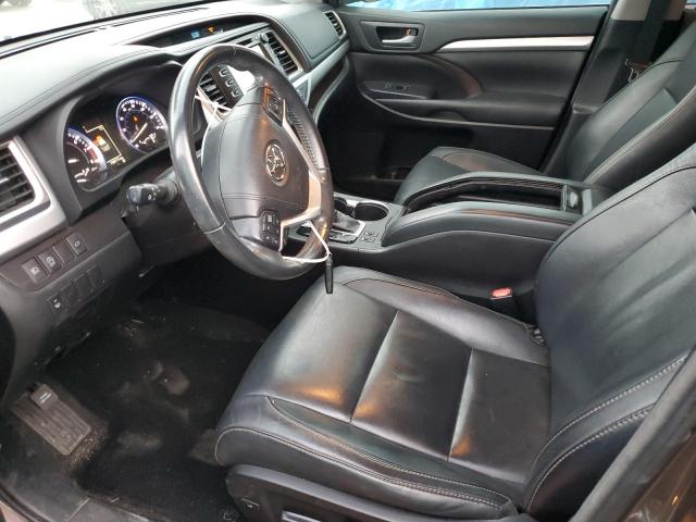 Photo 7 from auction – 2017 TOYOTA HIGHLANDER with VIN 5TDKZRFH8HS221998