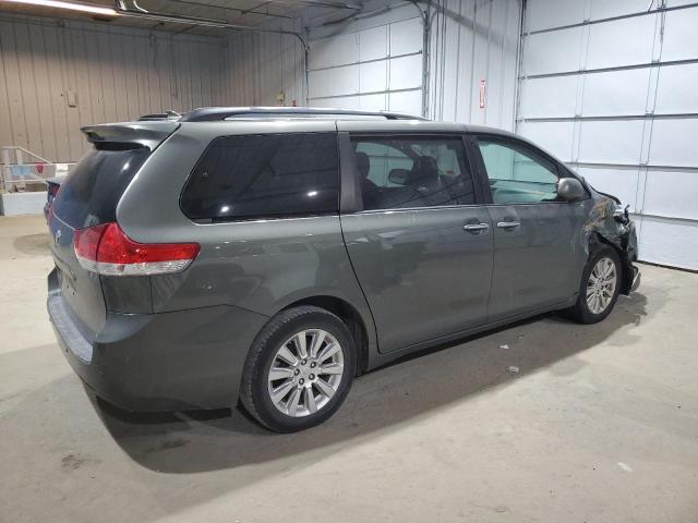 Photo 3 from auction – 2011 TOYOTA SIENNA XLE with VIN 5TDDK3DC0BS001747