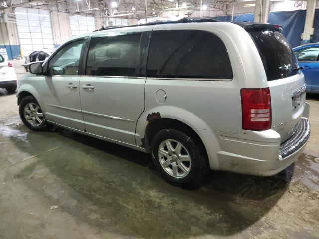 Photo 2 from auction – 2010 CHRYSLER TOWN & COU with VIN 2A4RR5D13AR351984