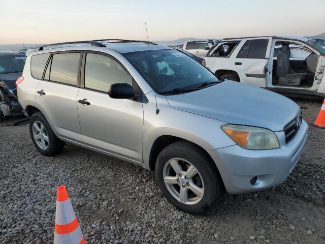 Photo 4 from auction – 2007 TOYOTA RAV4 with VIN JTMBK33V476010131