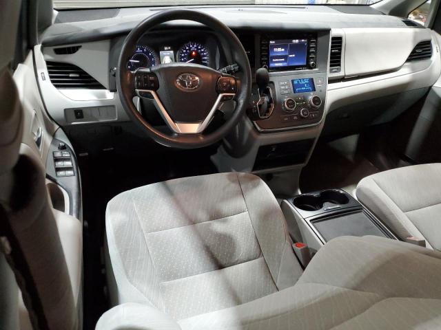 Photo 8 from auction – 2018 TOYOTA SIENNA LE with VIN 5TDKZ3DC6JS929399
