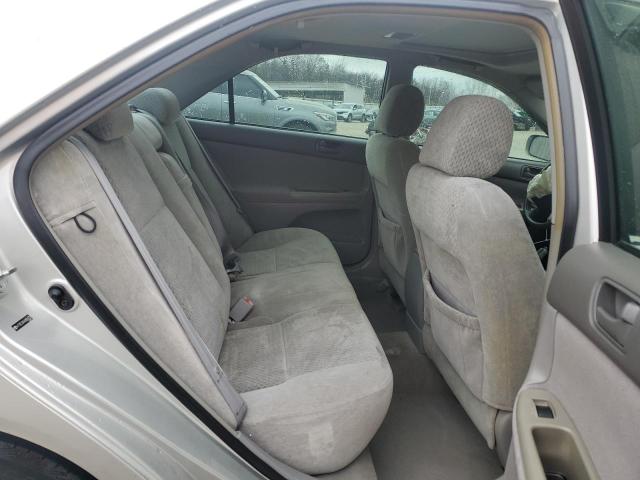 Photo 10 from auction – 2004 TOYOTA CAMRY LE with VIN 4T1BE32K44U924722