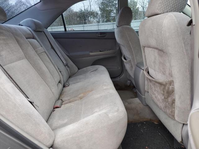 Photo 10 from auction – 2004 TOYOTA CAMRY LE with VIN 4T1BE32K04U892402