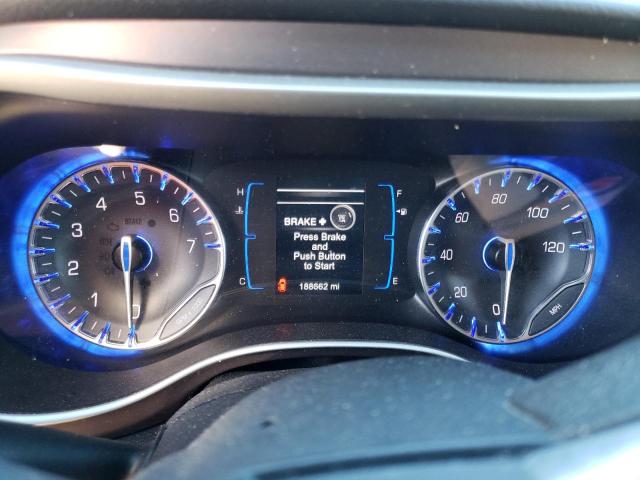 Photo 9 from auction – 2017 CHRYSLER PACIFICA T with VIN 2C4RC1DG2HR634388