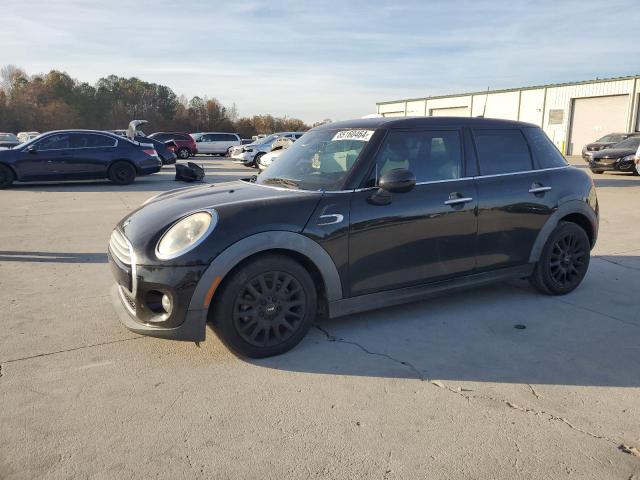MINI COOPER 2015 with VIN WMWXS5C56FT829463 - Photo from auction