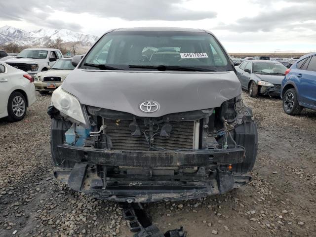 Photo 5 from auction – 2011 TOYOTA SIENNA XLE with VIN 5TDDK3DC0BS023523