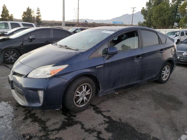 TOYOTA PRIUS 2015 مع رقم تعريف المركبة JTDKN3DU2F2004749 - صورة من المزاد