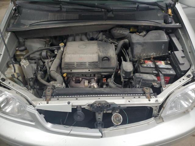 Photo 12 from auction – 2002 TOYOTA SIENNA LE with VIN 4T3ZF13C72U457758