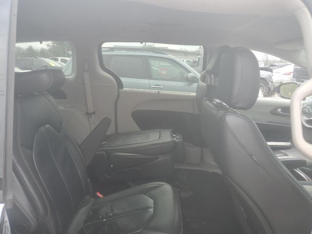 Photo 11 from auction – 2017 CHRYSLER PACIFICA T with VIN 2C4RC1BG9HR764963