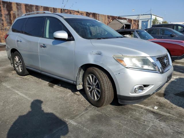 Photo 4 from auction – 2015 NISSAN PATHFINDER with VIN 5N1AR2MN6FC655164