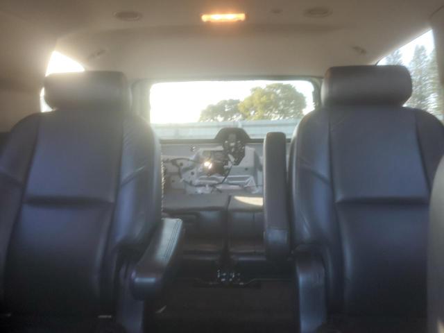 Photo 10 from auction – 2010 CADILLAC ESCALADE L with VIN 1GYUKBEFXAR175111